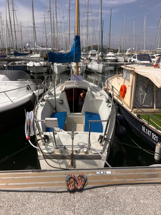 Location Antibes Kültér fotó
